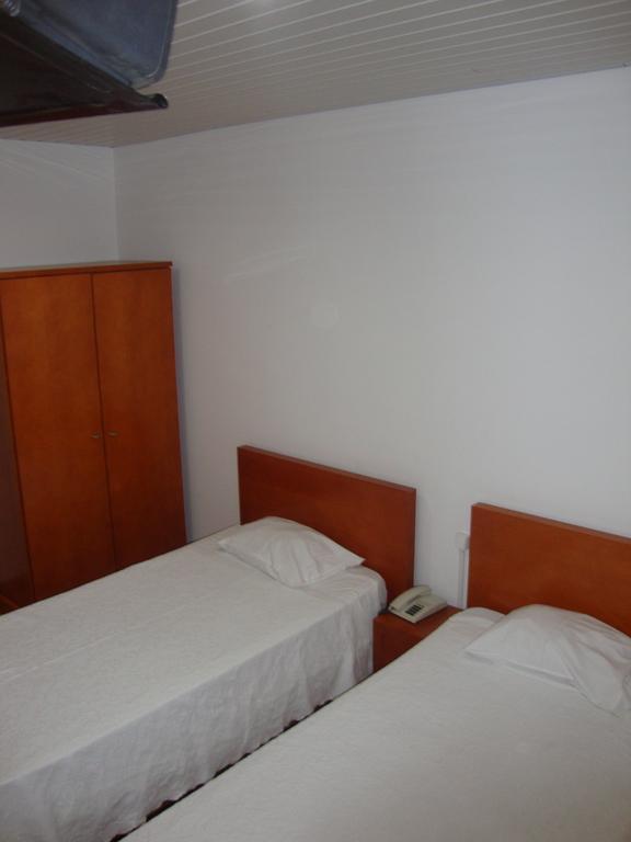 Alianca Alojamento Local Hotel Guarda Room photo